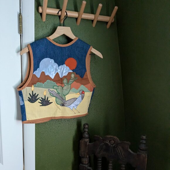Vintage Jackets & Blazers - Vintage western desert embroidered vest